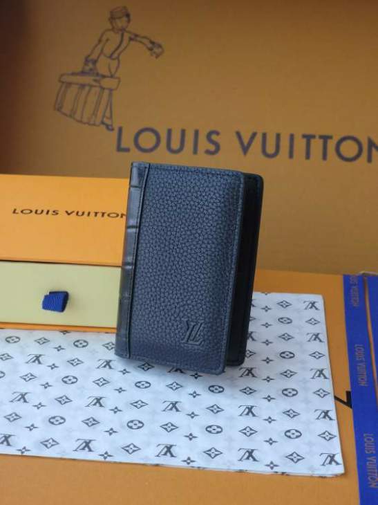 Picture of Louis Vuitton Wallets _SKUfw202699999fw